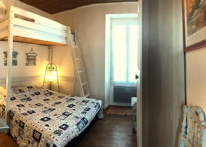 Casa de Férias Au Coeur De L'ile, Maison Pour 6 Adultes, 1 Enfant *